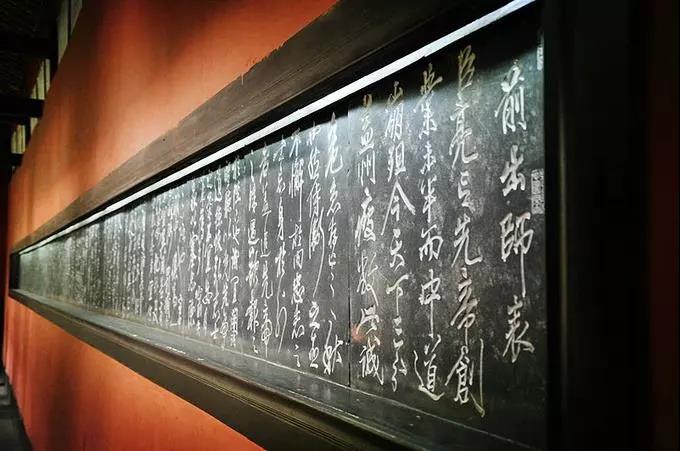 探訪成都武侯祠，孔明功過我評說！